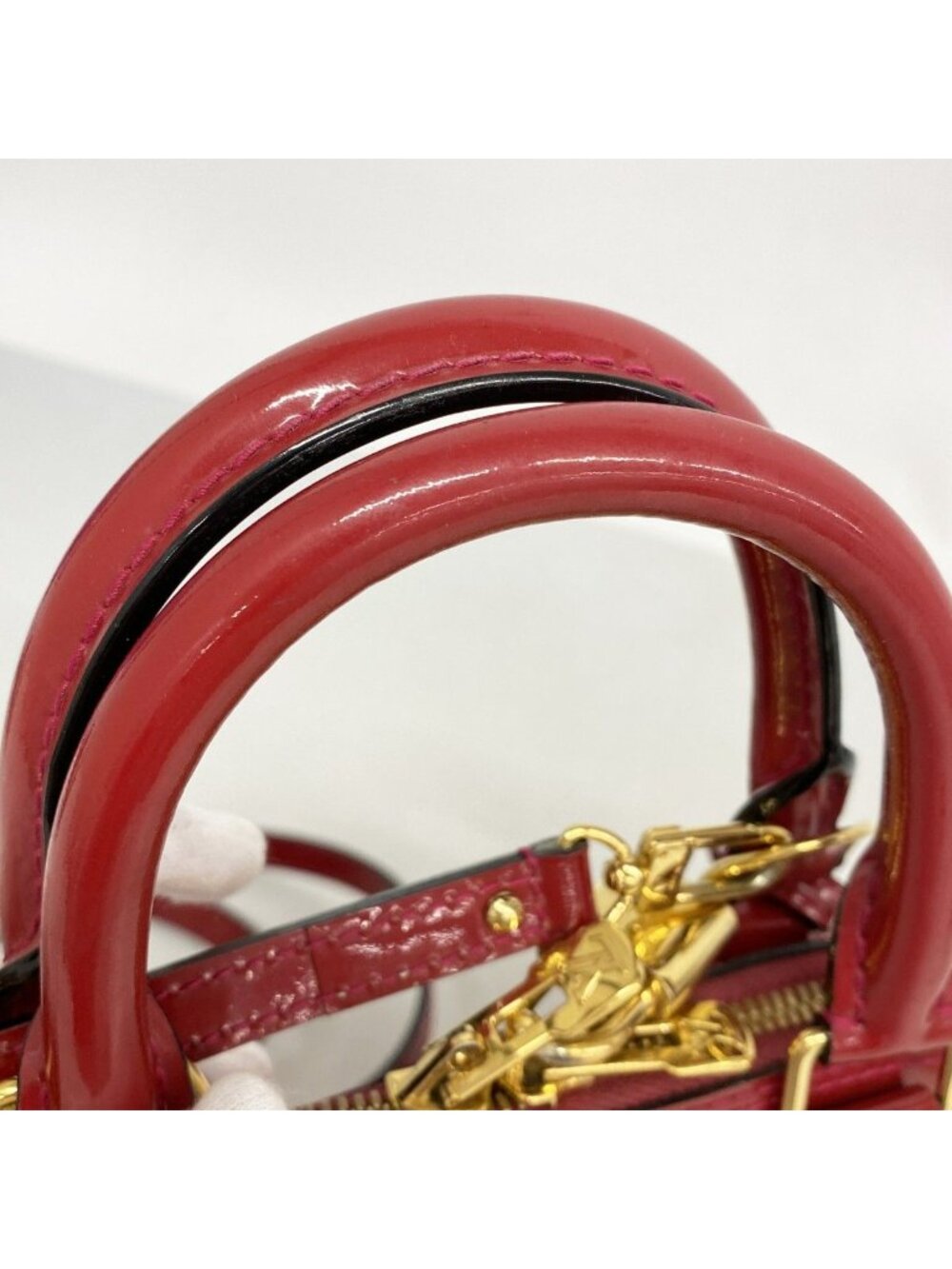 Louis Vuitton Handbag Vernis Alma BB Rose Indien 2-Way Bag - Picture 9 of 10